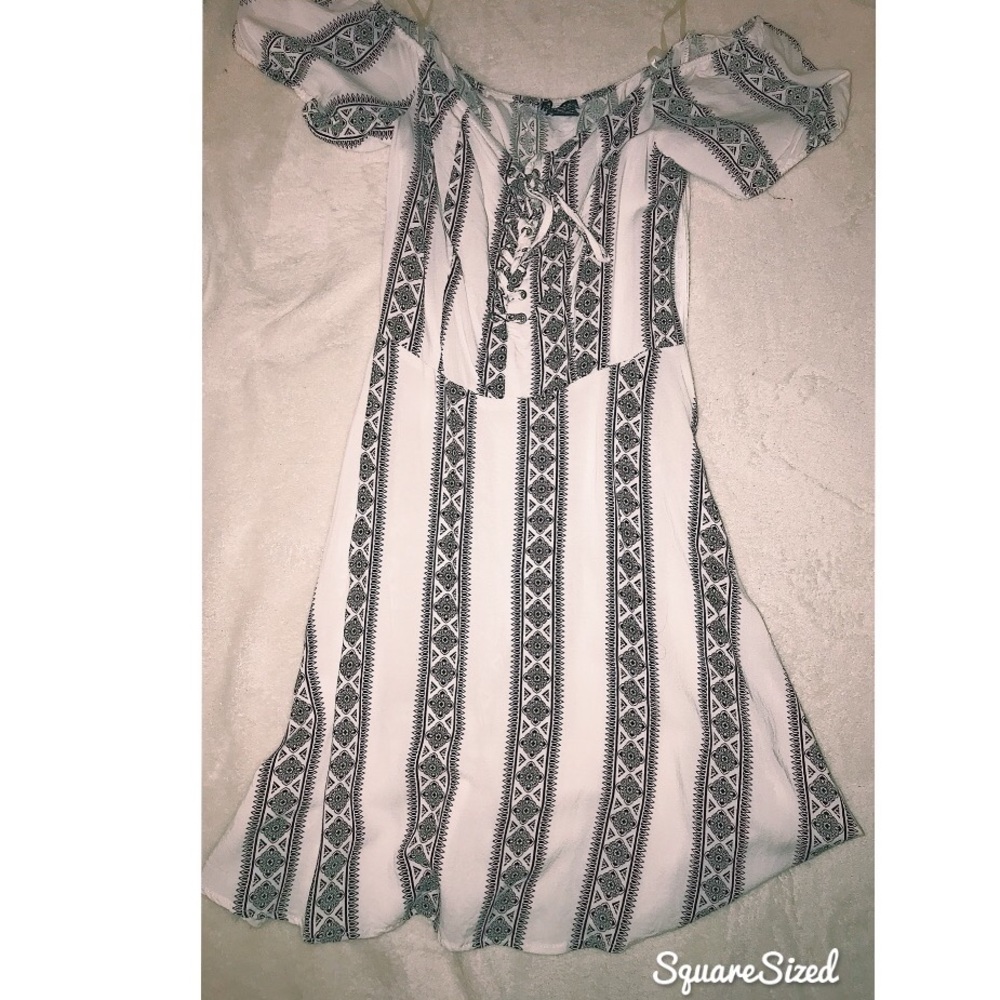 🐼off-shoulder dress🐼